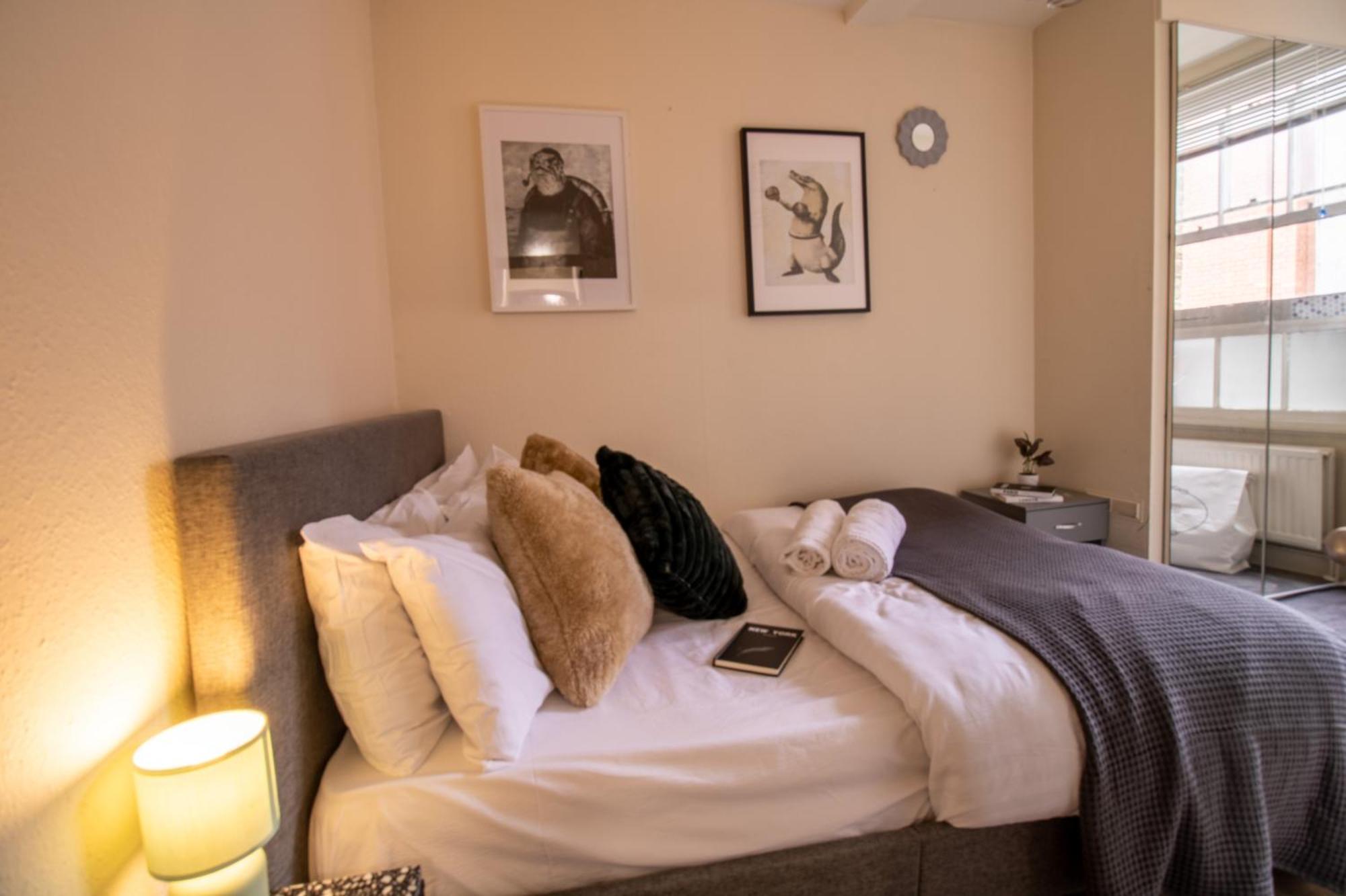 Cosy 2-Bedroom Apartment In Mayfair 8Cb - 4Th Floor No Elevator London Bagian luar foto