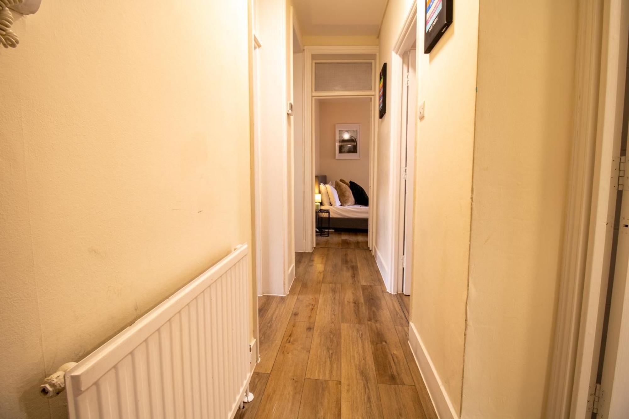 Cosy 2-Bedroom Apartment In Mayfair 8Cb - 4Th Floor No Elevator London Bagian luar foto