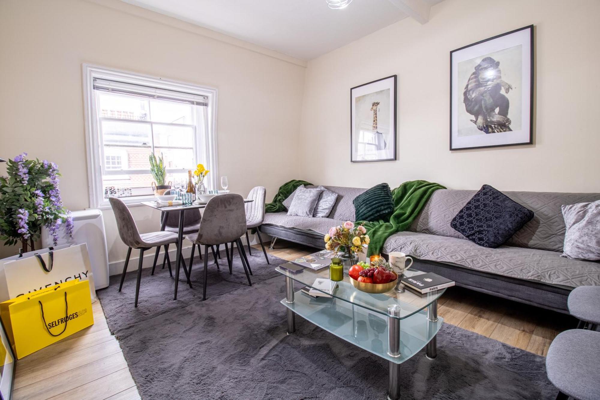 Cosy 2-Bedroom Apartment In Mayfair 8Cb - 4Th Floor No Elevator London Bagian luar foto