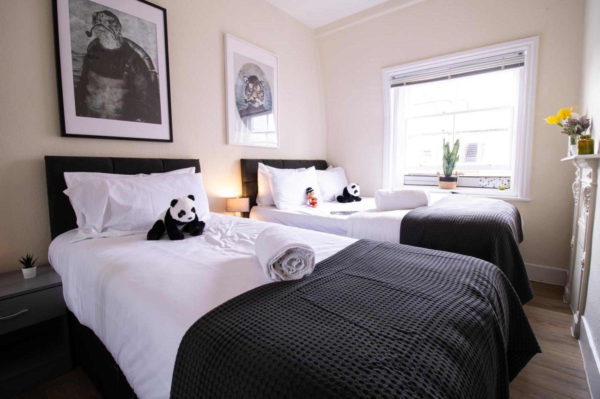 Cosy 2-Bedroom Apartment In Mayfair 8Cb - 4Th Floor No Elevator London Bagian luar foto